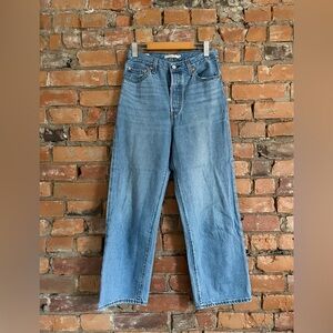 Levi's Ribcage Straight Ankle